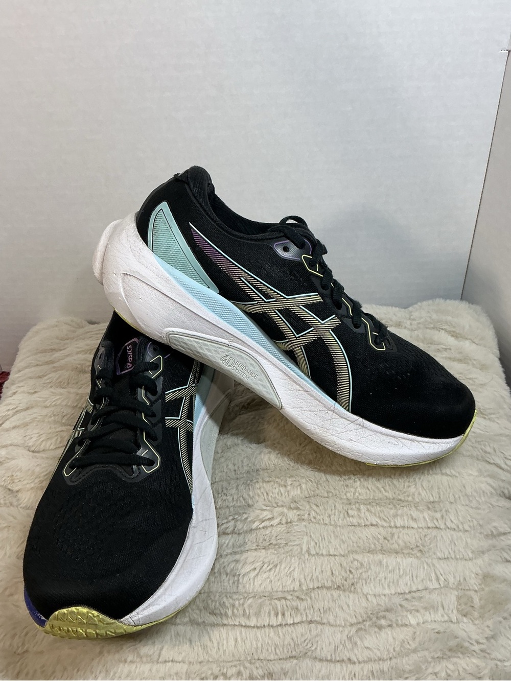 ASICS GEL-Kayano 30 Wide Women’s 9 Black Glow Yellow 1012B503 Running Shoes